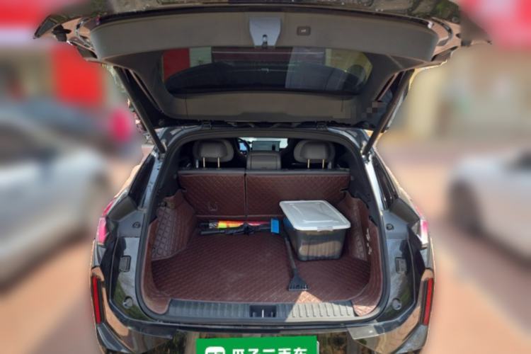 Used Lynk & Co 08 EM-P 2025 120km Long-Range Pro Trunk