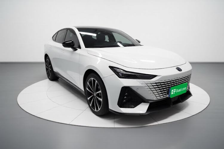 Used CHANGAN UNI-V 2022 1.5T Prestige Version Exterior 2