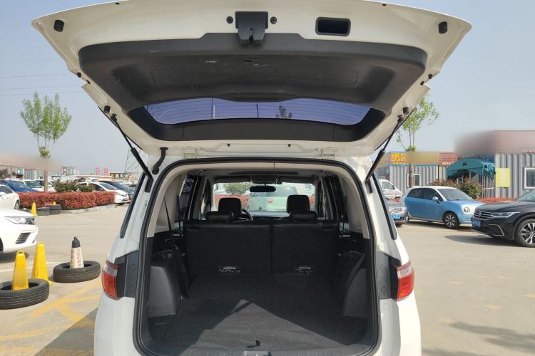 Used CHANGAN KAICHENG Oushang A600 2017 1.5L Manual Luxury Model Trunk