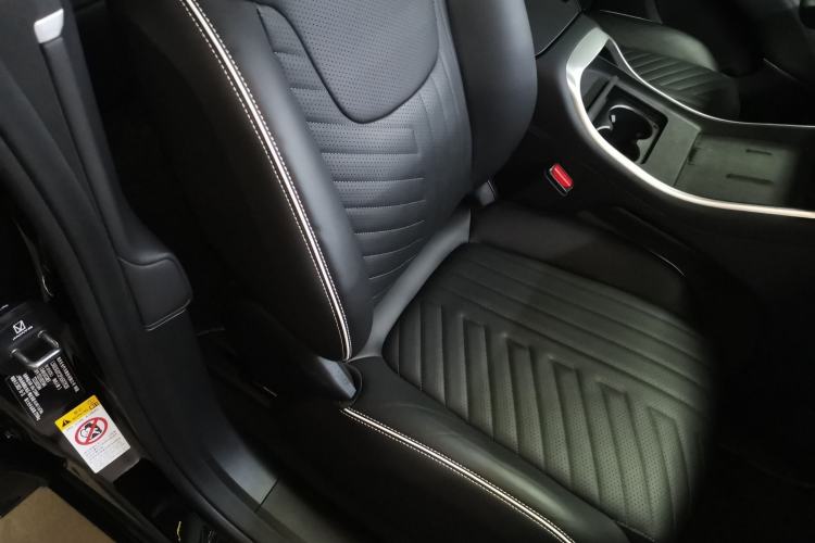 Used Avatr 11 2023 Harmony 90° Luxury Edition Right Front Seat