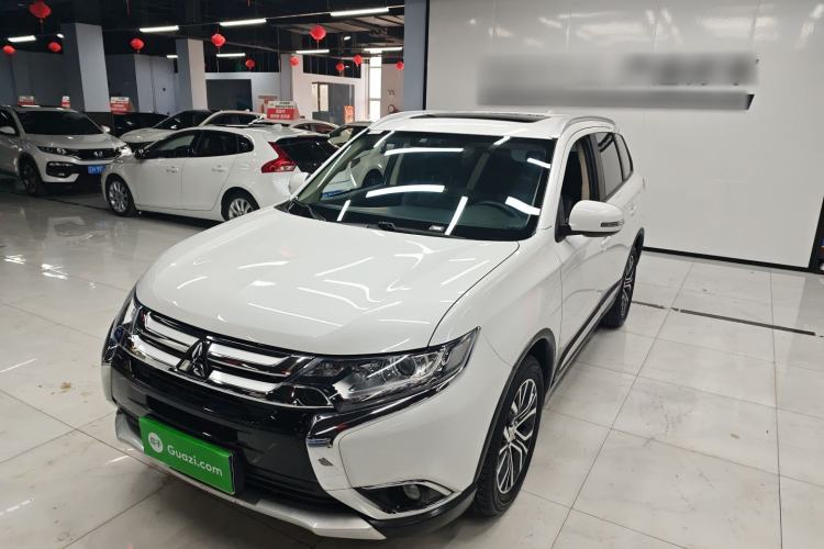 Used Mitsubishi Outlander 2018 2.0L Two-Wheel Drive Glory Edition 5 Seats