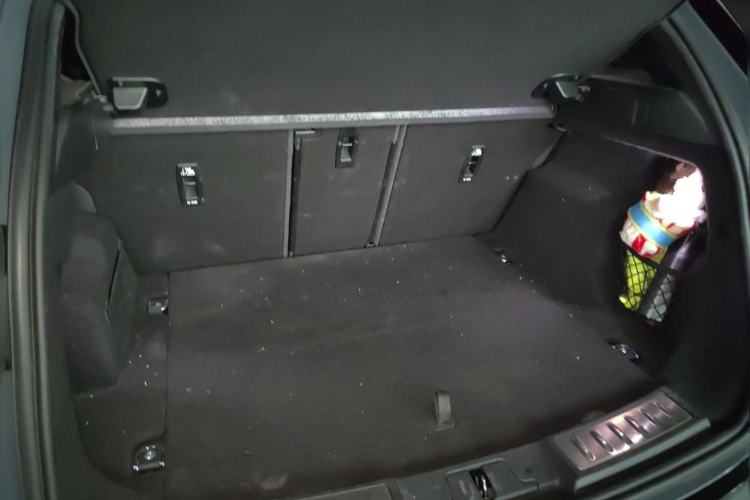 Used Land Rover Range Evoque 2020 249 PS R-DYNAMIC S Sport Edition Trunk