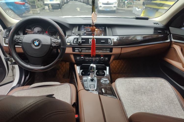 Used BMW 5 Series 2014 525Li Leading Model