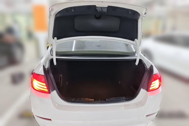 Used BMW 5 Series 2011 523Li Luxury Model Trunk