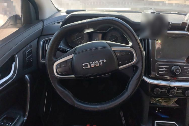 Used JMC Yuhu 7 2020 2.0T Diesel Manual 4x4 Comfort Edition Long Wheelbase China VI Emission Standard JX4D20A6L
