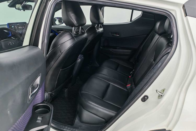 Used Toyota IZOA 2020 2.0L Enjoy Edition
