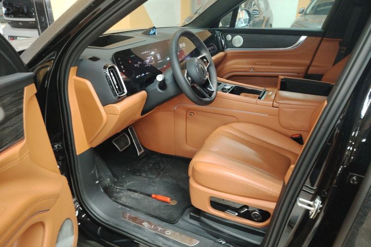 Used Hima AITO M9 2024 Range-Extended Max Edition 42 kWh 6-Seater Version Driver Seat