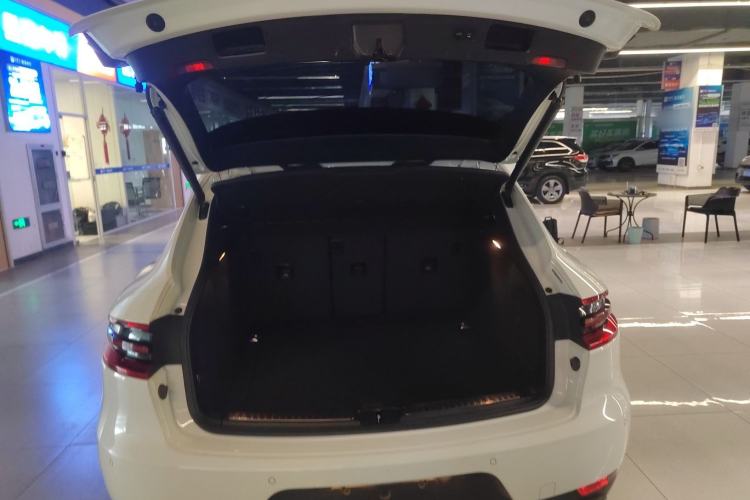 Used Porsche Macan 2017 Macan 2.0T Trunk