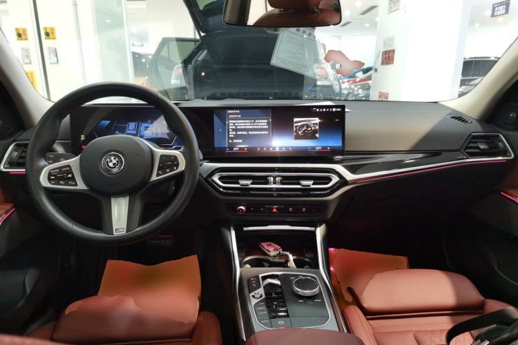 Used BMW i3 2024 eDrive 40 L Midnight Sports Package
