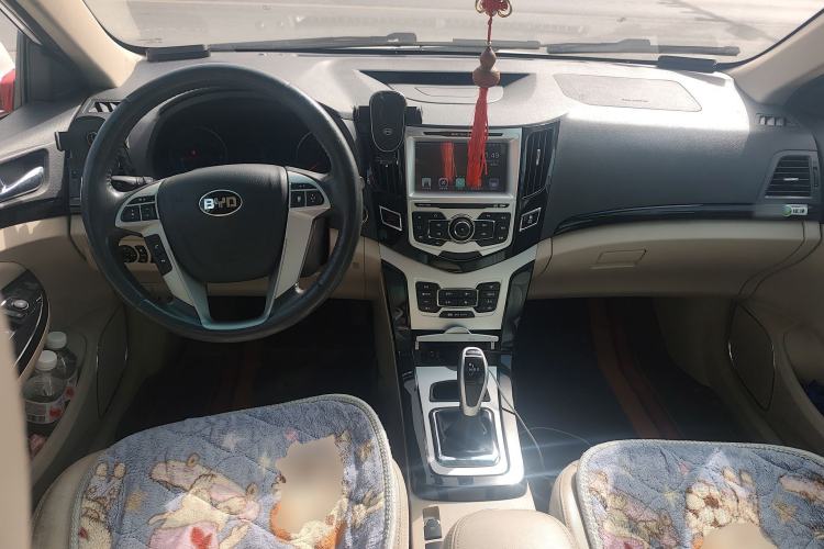 Used BYD e5 2017 300 Prestige Edition