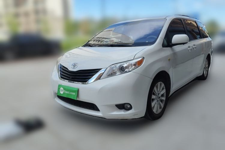 Used Toyota SIENNA 2014 Toyota Sienna 3.5, 7 seats