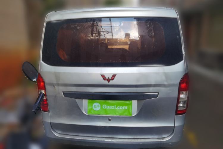 Used Wuling Rongguang V 2015 1.5L Practical Version
