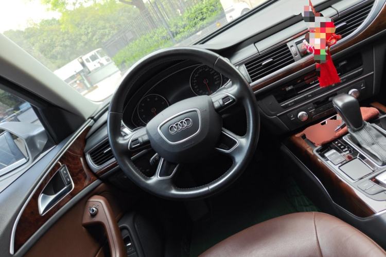 Used Audi A6L 2016 30 FSI Comfort Version Steering Wheel
