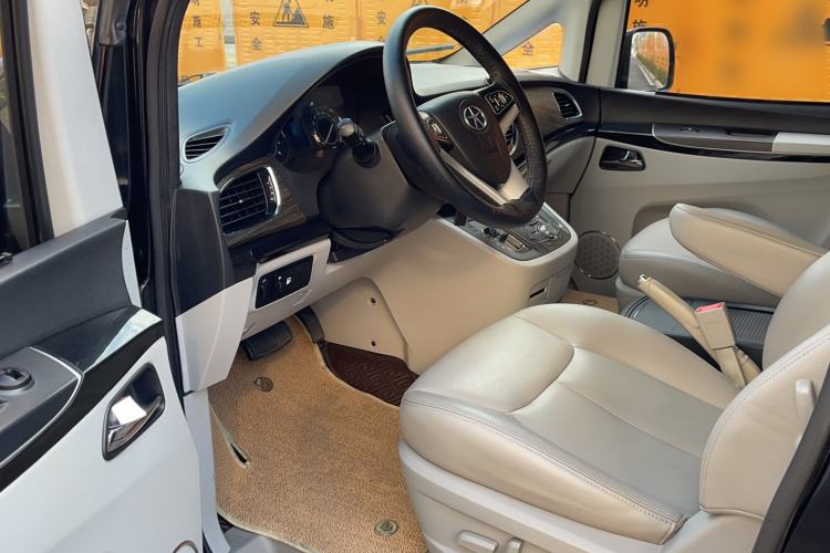 Used JAC Refine M5 2014 Colorway 2.0T Gasoline Automatic Business Edition