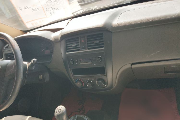 Used Wuling Rongguang S 2021 1.2L Base Model Window-Sealed 5-Seat LSI Car
