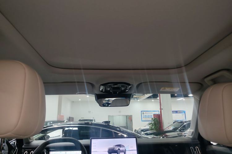 Used JETOUR Shanhai T1 2025 150 km Heading South Headliner