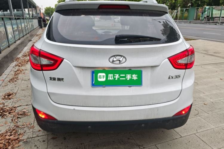Used Hyundai ix35 2015 2.0L Automatic 2WD Smart Version China V Standard
