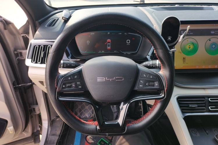 Used BYD Song PLUS New Energy 2024 Honor Edition EV 520km Premium Model
