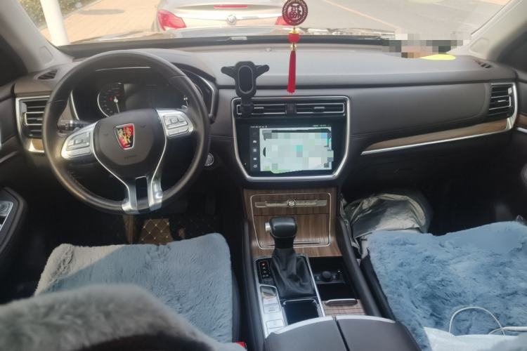 Used Roewe RX8 2019 30T Smart Connectivity Two-Wheel Drive Supreme Flagship Edition