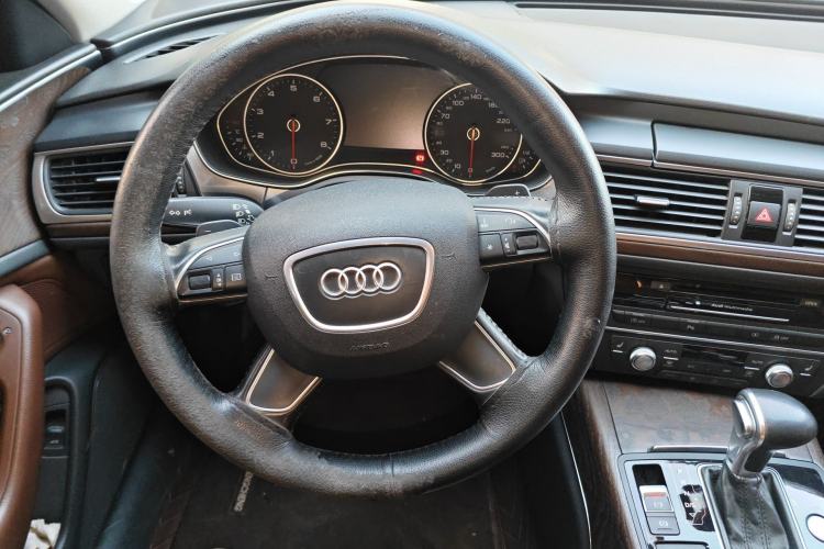 Used Audi A6L 2015 35 FSI quattro Technology Edition
