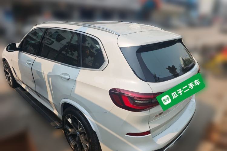 Used BMW X5 2022 xDrive 30Li Luxury M Sport Package
