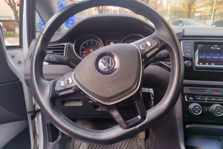 Used Volkswagen Golf 2015 1.4TSI Sportsvan Steering Wheel