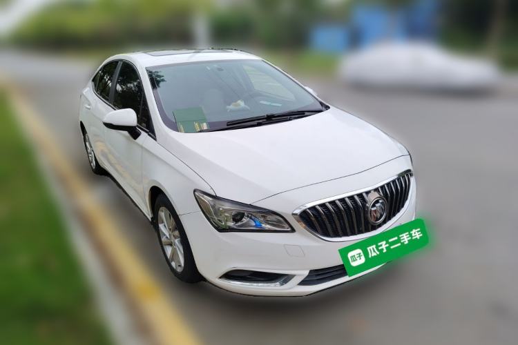 Used Buick Verano 2015 Sedan 15S Manual Leading Model Front Right 45 Deg