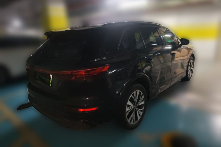 Used Audi Q5 e-tron 2023 40 e-tron Shining Edition Mecha Kit
