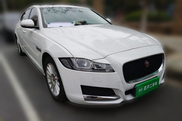 Used Jaguar XFL 2017 XFL 2.0T 200PS Windflower Edition
