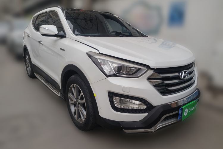 Used Hyundai Santa Fe 2013 2.4L Automatic 4x4 Prestige Edition
