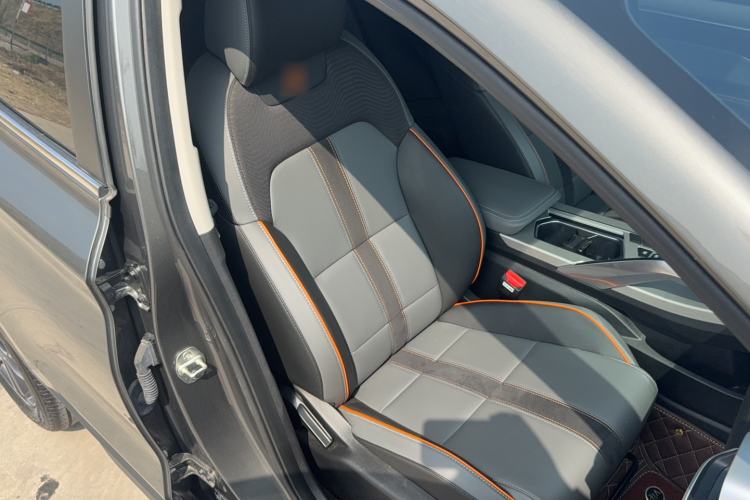 Used Geely Auto Coolray 2023 1.5T DCT Platinum Edition
