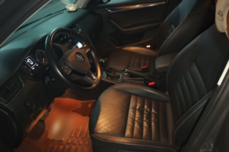 Used Skoda Octavia 2016 1.6L Automatic Smart Drive Edition
