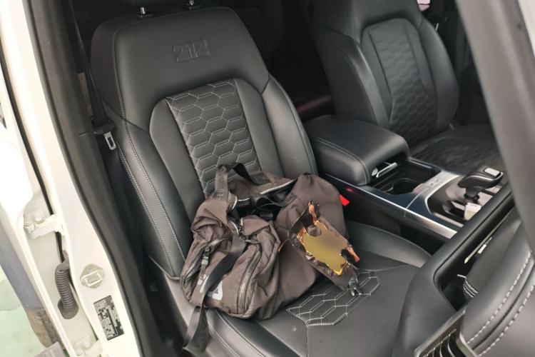 Used 212 T01 2024 2.0T Explorer