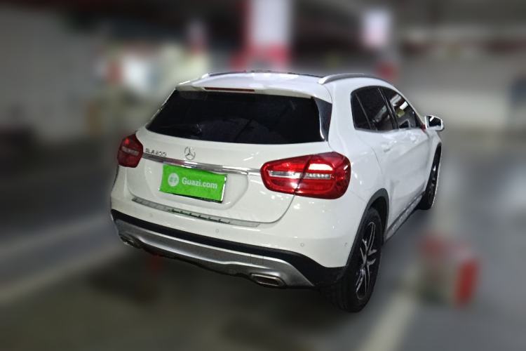 Used Mercedes-Benz GLA 2015 GLA 200 Fashion Model Rear Right 45 Deg