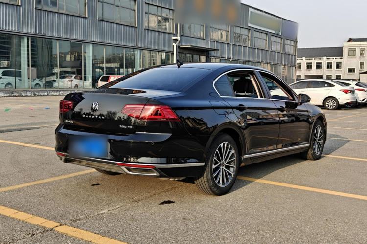 Used Volkswagen Magotan 2020 330TSI DSG Luxury Edition Rear Right 45 Deg