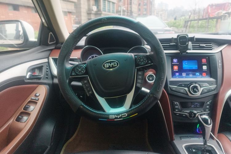 Used BYD G5 2014 1.5TID Automatic Flagship Model