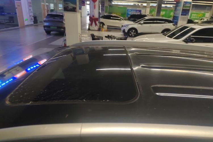 Used Geely Auto Vision X6 2019 1.4T CVT 4G Connected Luxury Version China VI Standard
