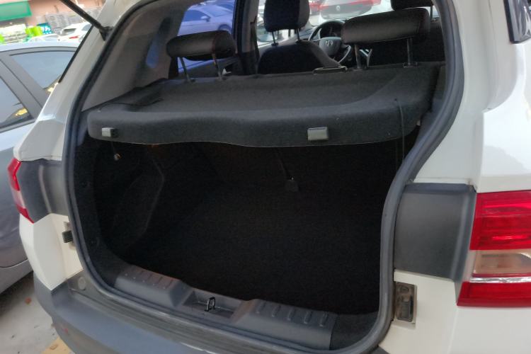 Used Brilliance V3 2017 1.5L Manual Comfort Model
