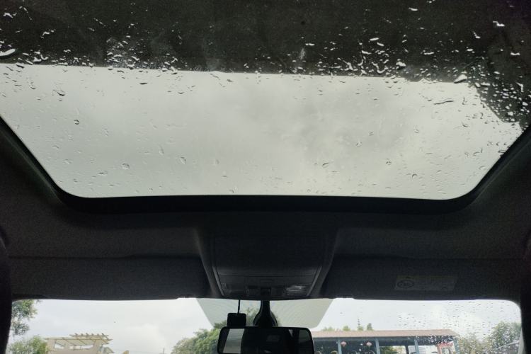 Used Skoda Kodiaq 2023 Facelifted TSI330 7-Seater Two-Wheel-Drive Luxury Edition Headliner