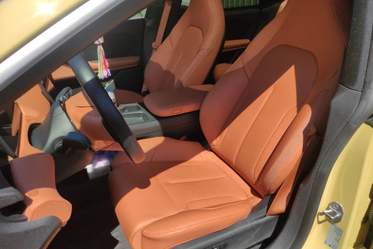 Used Nio ET5 2022 75 kWh Left Front Seat