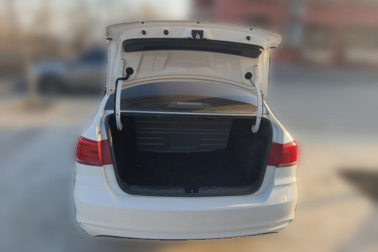 Used Volkswagen Santana 2019 1.5L Automatic Fashion Edition China VI