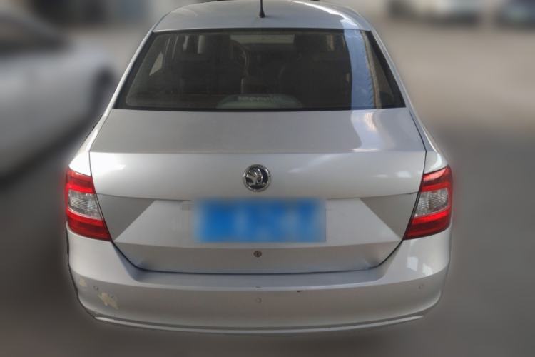 Used Skoda Rapid 2013 1.6L Manual Smart Selection Model