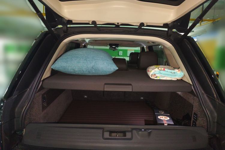 Used Land Rover Range Sport 2021 3.0 L6 SE Trunk