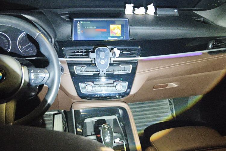 Used BMW X2 2020 sDrive25i Leading Model M Sport Package Center Console