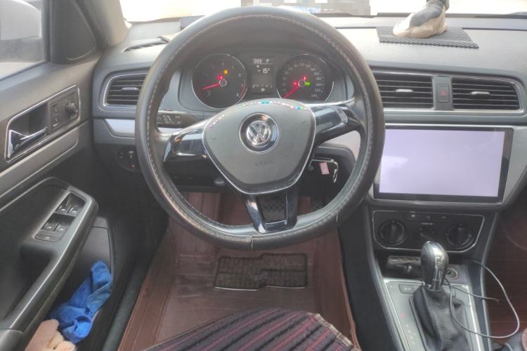 Used Volkswagen Gran Lavida 2015 1.6L Automatic Comfort Edition