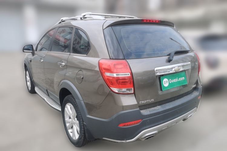 Used Chevrolet Captiva 2017 2.4L 4x4 Flagship Edition 7-Seater