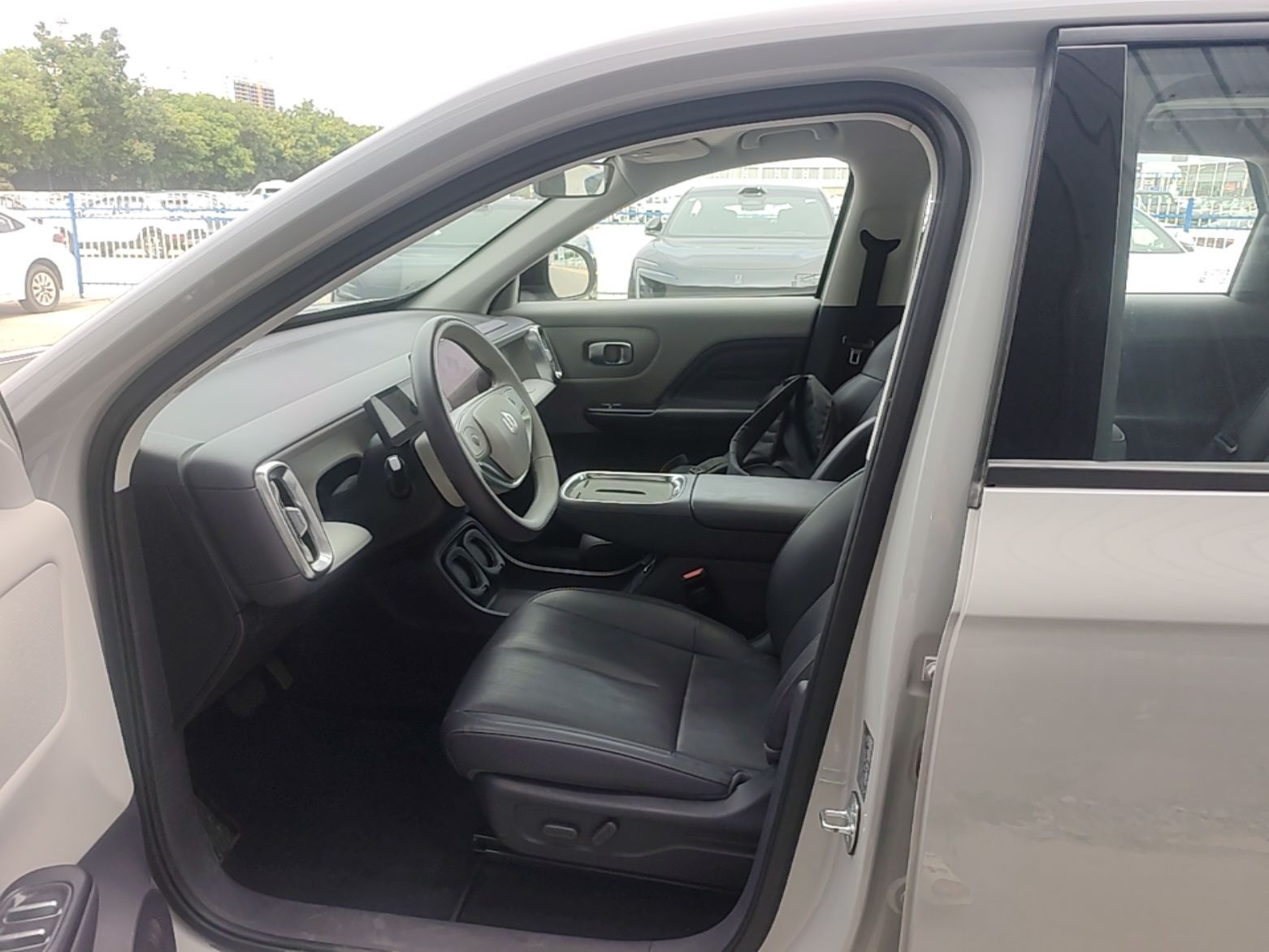 Vordere Reihe im Auto