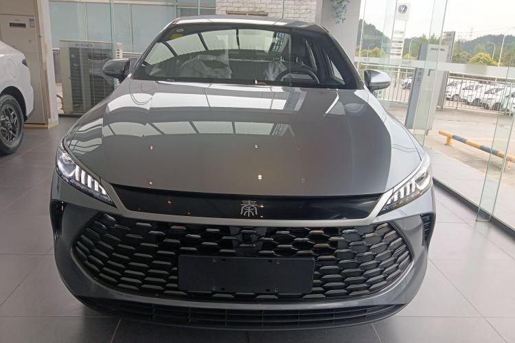 Used BYD Qin PLUS  Front