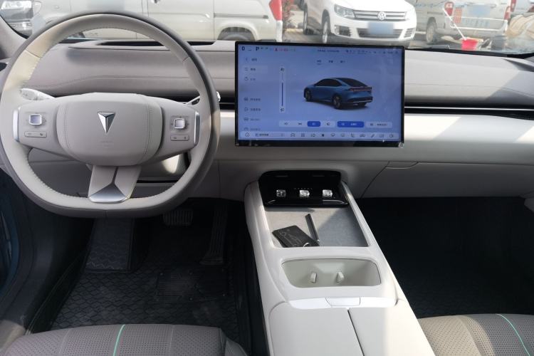 Used Deepal L07 2024 230Max Qiankun Intelligent Driving ADS SE Range-Extended Version
