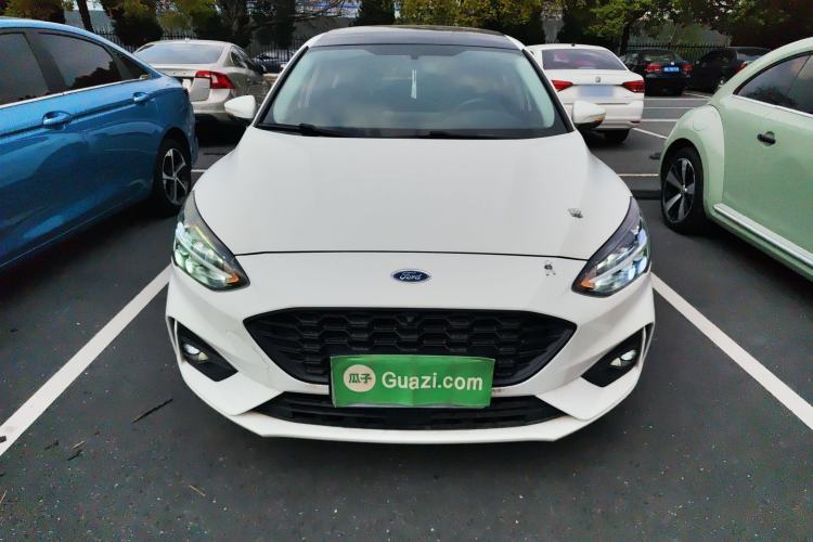 Used Ford Focus 2021 Hatchback EcoBoost 180 Automatic Titanium Edition